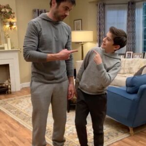 Jack Messina Instagram - Love hanging with this guy @realmattlong on tonight’s @nbcmanifest! 10 pm on @nbc #Manifest 👉✈️👈