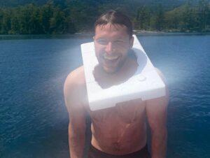 Jack Reynor Instagram - Summer 22’ Highlights. Horsebox nights. Boat days. Defender camping. Roisin Murphy. Jay Kay. It was the best of times. 😎👍