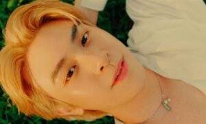 Jackrin Kungwankiatichai Instagram - SUNSHINE - @j.jackr [MV]

DIRECTOR:  @arty_sarut 
PRODUCER:  @namounn 
PRODUCTION MANAGER: @a.apatsanun_ 
CAST: @j.jackr @moly_groves 
DIRECTOR OF PHOTOGRAPHY:  @ggeeeerr 
ASSISTANT DIRECTOR 1:  @_.littleturtle_ 
ASSISTANT DIRECTOR 2:  @a.apatsanun_ 
FOCUS PULLER: @ttangkies 
ASSISTANT CAMERA 2: @aomsap.ch 
VIDEO MAN: @earth_momcalling 
DIT: KASIDIT WATCHARASIN
CAMERA EQUIPMENT: @ddaddyproject 
GAFFER: @pizg_bkk 
LIGHTING AND GRIP: JQ LIGHTING
ART DEPARTMENT: @tangchak.art 
ART DIRECTOR: @nnaqat 
ART CREW: @kanittaphat @tlftlftlftlftlf @x.her__ @cynk.i @pmcrinnn @bobopimpis 
STILL PHOTOGRAPHER: @sspnty_ 
MAKE UP ARTIST: @iaum 
HAIR STYLIST: @armmy 
STYLIST: @galoftt 
ASST.STYLIST: @janespsara @donking______ 
EXTRA: Somsak aruncharusthum, Sirarat Sawetkrutmut
, @thetimethetimethetime , @hatsadon , @sspnty_ 
CATERING: @pigonset 
EDITOR: @arty_sarut 
COLORIST: @arty_sarut @champyy.arx 
VFX ARTIST: @arty_sarut 

🎼
Performed by @j.jackr 
@onthehorizon.ent
