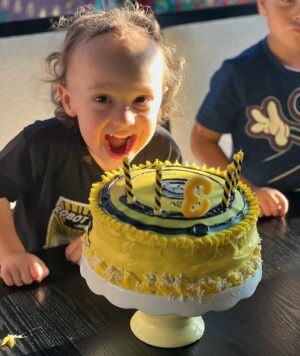 Jaclyn Glenn Instagram - Happy 3 years Asher!! Roomba themed bday party will be one we remember forever! Love you so much baby. Always my baby no matter what 💛