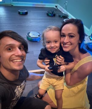 Jaclyn Glenn Instagram - Happy 3 years Asher!! Roomba themed bday party will be one we remember forever! Love you so much baby. Always my baby no matter what 💛