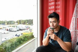 Jacob Hsiao Instagram - 過年期間的花蓮充電行，希望一切都安好。