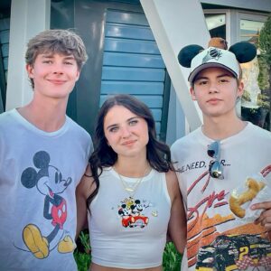 Jacob Moran Instagram - Love you guys and thank you Disney for an awesome day 🫶 #disneyland