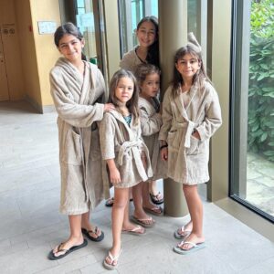 Jacqueline Bracamontes Instagram - Spa time 😍😍😍