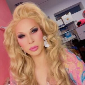 Jade Jolie Instagram - Your brunch hostess today at @thegardenlasvegas