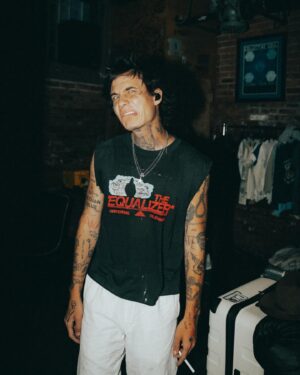 Jaden Hossler Instagram - Tour has been amazing so far. A tangible energy in the air of what I’m trying to do. I’m so grateful. Pittsburg tonight, New York next. See you there 🤝🏼