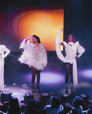 Jaida Essence Hall Instagram - The Love Ball! ♥️ Sorry it’s taken so long to finally drop a post but this night was one of the most magical of my life. Thank you @sheacoulee, @danpolyak and everyone in the team that put in so much hard work to make this night happen. I hope yall enjoy a tiny look into the night and the work/joy that it took. So happy to have been able to do this with my sisters Shea, @luxxnoirlondon, @monetxchange and @misslalari! Also huge shout out to @mirage_amuro, @xunamimuse and @morphinelovemua for eating it opening up the night as well as my sis @themisstoto for the perfect 🎶 sets ♥️ 

📸: @sophieharrisphoto (tagged images)
1st 🎥: @xtina.xcape