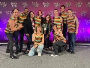 Jaime Lyn Beatty Instagram - Together, we made it to the end of the line…🎶 The final @leakycon…Thank you for over a decade of memories 🥹, shirts👕, five-hour shows (with hot mics 💦), and miles of colorful convention center carpets! 🌈 Much love to @melissaanelli, @tortugaleah, the whole @mischief_mgmt team and everyone traveled on The Trail to Oregon! 🕊️❤️🦄
#leakycon #totaleclipseoftheheart #everythingends