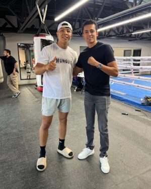 Jaime Munguia Instagram - Viva México 🇲🇽👊🏽🔥Viva el Boxeo 
.
.
.
#jaimemunguia #boxing #divinoespinoza #boxeomexicano #tijuana #jalisco