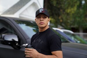 Jaime Munguia Instagram - Unas diferentes, no? 
Por si preguntan, la gorrita es una colaboración con mis amigos de @jc_hats ahí la pueden encontrar.🥊
.
.
.
.
.
📸: @angelrm04