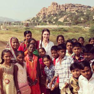 Jaime Murray Instagram - Merriest of Christmas from India, with so much love & well wishes. 
Traveling in the MotherLand, the origin of all religion & culture & meeting so many open hearted & beautiful people is the best Gift of all. 
I wish only peace, joy & blessings to all. The 7.7 billion people on this planet need to unite to take care of each other, that is the only way we all have a future on this planet 🥰🌎💫❤️🇮🇳
Im pretty certain that Jesus would agree with that too 🙏💞 #Hampi #HampiChristmas