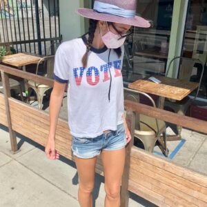 Jaime Murray Instagram - Never forget that it is your right to vote. The world is led by few but it belongs to the many and its the people who have the power to make real change.

#vote #vote2020 #equality #votevotevote #powertothepeople