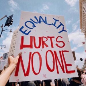 Jaime Murray Instagram - Never forget that it is your right to vote. The world is led by few but it belongs to the many and its the people who have the power to make real change.

#vote #vote2020 #equality #votevotevote #powertothepeople