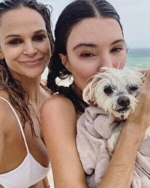 Jaime Murray Instagram - Last days of summer with @golokatv & 
Poor little Lulu! 🐶☔️ my favorite soggy quarantine buddies 💖✨💋 Swimming in the rain with my girls 🌧 this smelly wet dog is my sunshine on a rainy day 🥰💋💋