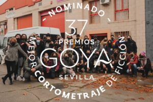 Jaime Olías Instagram - Estamos nominados a los Goya. Yo y el resto de los fabulosos compañeros que me han acompañado en este año y medio de viaje. 

Es fuerte escribirlo: nominado a los Goya. Qué locura.

Quedan solo dos días de votación para los academicos. Así que si alguno me lee, y le apetece valorarlo, los guapos y guapas de la foto lo agradecerán mucho.

Os dejo algunas fotos random que tengo en el móvil. La última es una foto de familia de todos los nominados. La pongo porque es como un buscar a Wally. Quien me encuentre, premio.

Gracias