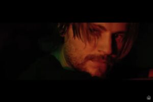 Jaime Olías Instagram - Se acaba de estrenar el videoclip de @bunburyoficial en el que tuve el honor de participar. Con el equipo increible de @kreafilmsproducciones y @danielaaldanna
No puede hacerme más ilusión!!🎸