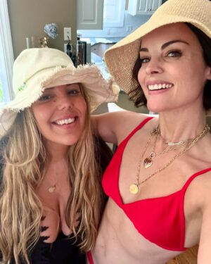 Jaimie Alexander Instagram - The BEST day spent poolside with @laurenrodriguezny and baby Wes 🥰🥰🥰🌽 #BFF #NY #Upstate