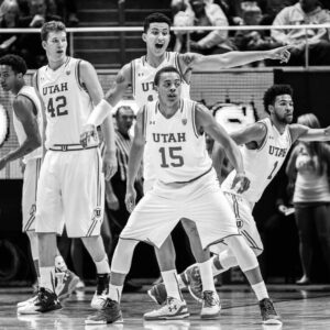 Jakob Pöltl Instagram - Shoutout to my man @48141_z.o.e for ballin out on senior night. I see you getting the W for the squad 💯