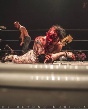 James Mcahren Instagram - I do indeed, have red on me.
📸: @beyondgorilla