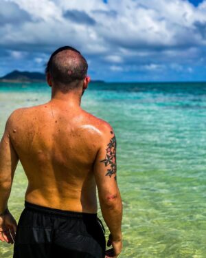 James Mcahren Instagram - I’ve had the best weekend in Hawaii. I’ve wanted to come here for the longest time, and no picture could do justice to just how beautiful this place is. Massive thanks to @uce_wrestling for bringing me over and looking after me all weekend. Hopefully I’ll be able to come back soon. Plus my tan is looking sweet! 🤙🏼