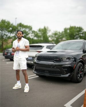 James Perkins Instagram - It’s 7pm Friday… it’s my birthday 🥳

📸: @kungfuukenny0__o