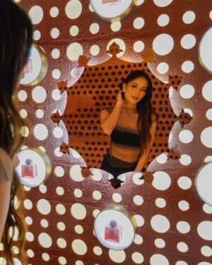 Jamie Chung Instagram - Celebrating the launch of @amouageofficial Guidance 46 @thegrovela. You can experience it for yourself through the end of this month. 
#amouage #amouagepartner
#amouageGuidance46
#amouageguidance 
Glam:
@saintasylum 
@makeupbyasem 
Images by @PresleyAnnPhoto @ghettyimages