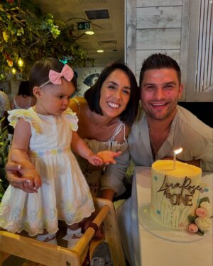 Janette Manrara Instagram - We’ve had the most amazing weekend celebrating Lyra! @aljazskorjanec parents and grandmother came over to spend time with/ her for her birthday and they brought along some beautiful lady bug decorations and cupcakes w/ Lyra’s many faces! Haha! We spent the day having a perfect family lunch, w/ a beautiful cake, and cuddles and love all day at home in the garden as the sun came out for our little sunshine! It was quaint, and warm and full of love ☀️🤍

Thank you so much for all of the beautiful birthday wishes! We are so happy in our little family bubble 🫶🏼