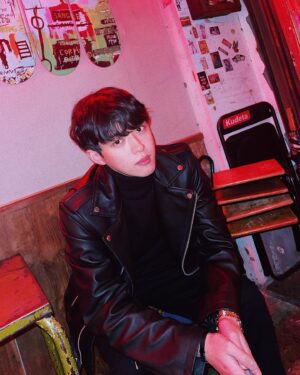 Jang Do-yun Instagram - #협찬 @bodaskins  감사합니다

#bodaskins