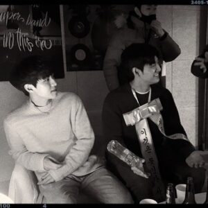 Jang Do-yun Instagram - 주인공->머리띠😆

#따라바람#followthewind#singmycrush