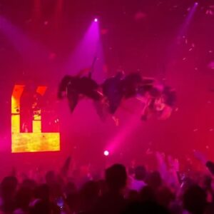 Jang Eui-soo Instagram - FUERZA BRUTA WAYRA