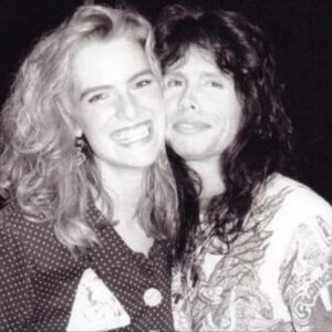 Janice Dean Instagram - Grateful for the music, and one of my favorite moments in my career: meeting  @IamStevenT.  What a voice. What a talent. God Bless @Aerosmith