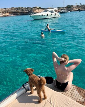 Janine Kunze Instagram - Paradies 🩵
#paradies #wasserfarben #meerliebe #qualitytime
