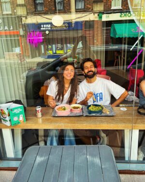 Jankee Parekh Instagram - July mains from the most delicious English summer with HIM❤️

.
.
.

#Londonphotodump