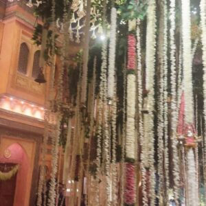 Janki Bodiwala Instagram - Deep gratitude to the Ambani Parivar for making us part of Anant and Radhika’s grand ceremony. A truly memorable evening💫 #arweddingcelebrations 👩🏻‍❤️‍👨🏻

Capturing the magic of a blissful evening😃✨