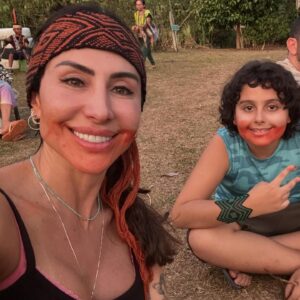 Jaque Khury Instagram - Finalmente, estamos na @aldeia_pinuya 🫶🏻só alegria 
#hunikuin #hauxhaux