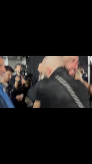 Jared Gordon Instagram - And new Welterweight Champion of the World @bullyb170 🏆🏆🏆
.
.
.
#mma #ufc #champion