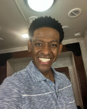 Jared Grimes Instagram - My flight 828 outfit typically meant something crazy was about to happen and oddly that was always exciting!!!!!😜 #behindthescenes #manifestnetflix #manifesters #manifestfinalseason #flight828