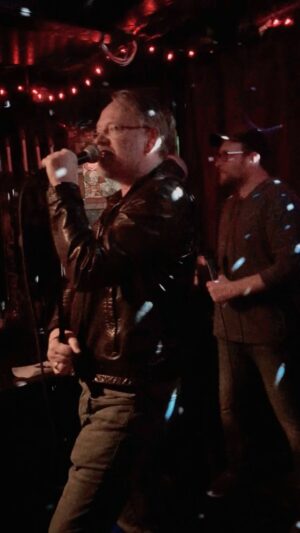 Jared Harris Instagram - 70,000 fans on Instagram! Let's have a sing-a-long & celebrate! HUZZAH! 

Thank you to everyone who loves & supports the arts. 

#TeamHarris
#SupportYourScene
#SupportTheArts