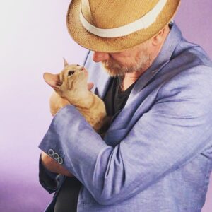 Jared Harris Instagram - We made some new friends today! Thank you to @catconworldwide for helping @allegrariggio arrange our fun shoot (she took all these candid pics), @oh.em.gen & @foundanimals for the support, @shaelacook for being our amazing photographer! All our kitten models are available for adoption at @adoptnshop, 4235 Sepulveda Blvd, Culver City, CA 90230 #TeamHarris #CatConWorldwide #AdoptDontShop
