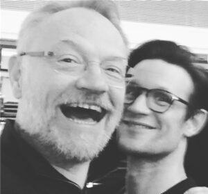 Jared Harris Instagram - I am royally terrible at taking selfies. 🤷🏼‍♂️ Had a great time catching up with the Windsors & Mountbattens for the @rednoseday charity tea. #TeamHarris #TheCrown #Netflix #Family #ClaireFoy #MattSmith #AlexJennings #GregWise #VictoriaHamilton #RedNoseDay
