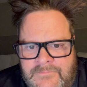 Jaret Reddick Instagram - After years of working on my mental health, i am at a place that i can focus on my physical health as well. Thanks for your support. #weightlossprogress #gettinghealthy