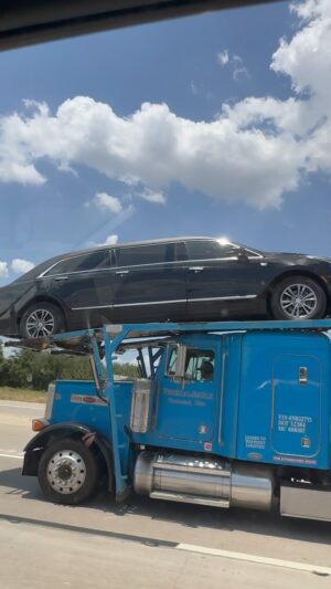 Jaret Reddick Instagram - The things we see on the road! #roadtrip #jaretrayreddick