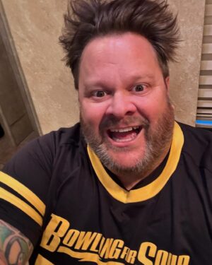 Jaret Reddick Instagram - I wear a uniform now! 8-10 months of this shirt! Who’s gonna grab one?