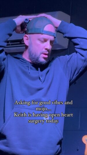 Jaret Reddick Instagram - My country drummer @that_drummerguy is the sweetest and best human I’ve ever met. He and his family have already had a very challenging year or so, and now, after a stroke a couple weeks back, he is currently having open heart surgery.
Asking for good vibes and mojo…maybe some extra love if you can muster that too. 
We love you Keith! You effing got this!!!