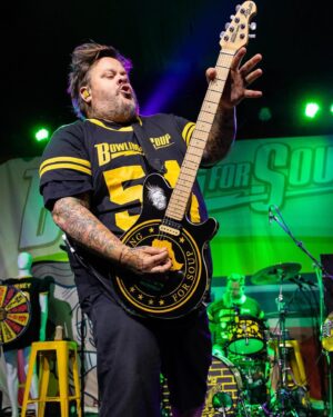 Jaret Reddick Instagram - Detroit!! Always a pleasure! 
@standrewshall is a special place! 
Thank you!!! 

Pittsburgh, we are loading in and getting ready for you guys! Who’s in?!?

📸 @lost_and_found_red
