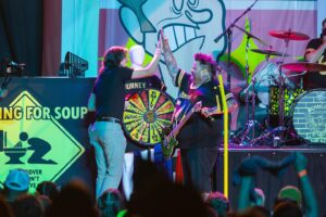 Jaret Reddick Instagram - Brad nailed it last night! 
He spun the wheel and won a prize! 
Then spun again and got the song he wanted…”Emily!!”
THEN he played a drum solo! 

Amazing second night in Hays, Ks! Sold out show at @thefoxtheatrehays !!! 
Hays Hospitality is real!!! 
📸 - @mmolina15