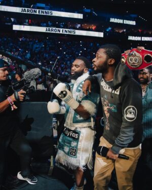 Jaron Ennis Instagram - LEGENDARY NIGHTS✨ HISTORY🌟! 5th ROUND STOPPAGE 😈 #ANDSTILL🤴🏾💫 #PIACTour😮‍💨