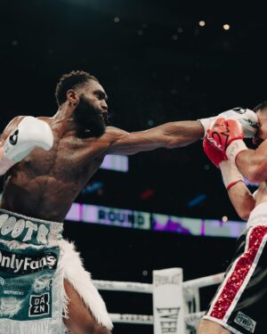 Jaron Ennis Instagram - LEGENDARY NIGHTS✨ HISTORY🌟! 5th ROUND STOPPAGE 😈 #ANDSTILL🤴🏾💫 #PIACTour😮‍💨