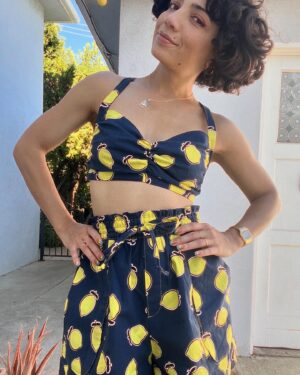 Jasika Nicole Instagram - Summer is for coordinating sets! I’ve had vintage repro simplicity 1426 in my stash for a long time and *finally* got inspired to make  it. The top has lots of cute views and I could have made any of them work with these #gojishorts by @deer_and_doe_patterns , a very cute pattern I’ve made once before, but this combo is 🤌🏽. Goji has an elastic waist, lots of ease and it looks like a skirt at first glance (altho the pattern comes with a skirt version as well). I think these would be cute lengthened to pants, too- maybe I’ll try that one day. Fabric is a nice cotton I got at the last LA fabric swap and the shoes are by @melissashoes_id which are the perfect color for 50% of my wardrobe (curated color palette is really shining brightly for me lately) and are surprisingly light weight and got me through an entire week of vaycay in NYC with no real blisters (I preemptively bandaged up the pinky toes to be safe which was a good call). This was the only clothing I made expressly for my NYC trip and though it hung out on my friend’s couch for most of the day while we ate olives and bacon, a random lady on Bedford yelled out “You look ADORABLE!” on my way there and I honestly couldn’t ask for more than that cause let me tell you what Brooklynites are NOT trying to do- give you compliments just for the hell of it. Thank you, random lady, thank you to all my NYC friends who hung out with me and showed me so much big love (except for my one friend who stood me up, you know who you are lol) and thank you NY for continuing to be my very favorite city on the planet, garbage smells and all🙏🏽