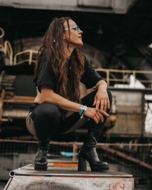 Jasmin Wagner Instagram - Anzeige | FOREVER IN LOVE WITH THESE 👢👢 @buffaloshoes 

#meltfestival #blümchentour #buffalo #buffaloshoes #advertisement #ad #blümchen2024 #heels #timelessheels #festivalsommer